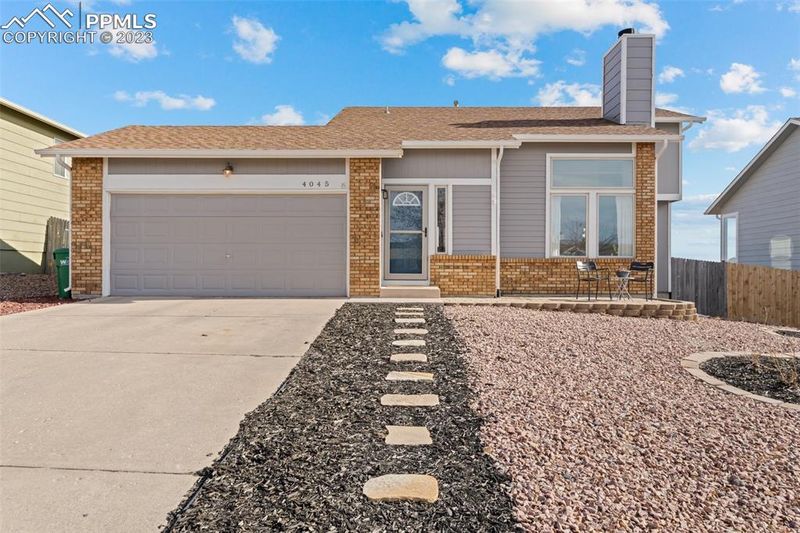 4045 Scotch Pine Dr, Colorado Springs, CO 80920