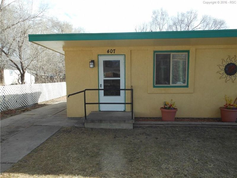 405-407 Olive St, Colorado Springs, CO 80904