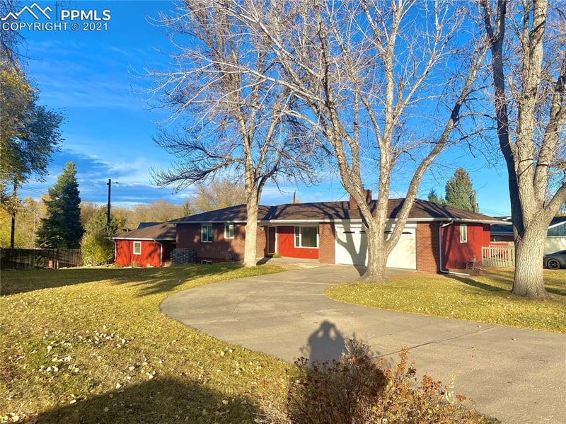 405 Crestridge Ave, Colorado Springs, CO 80906