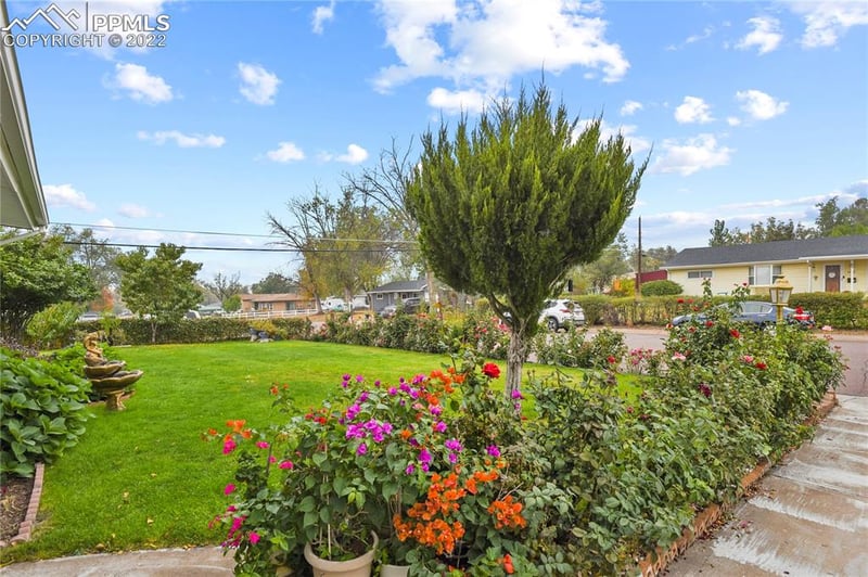 405 Grand Blvd, Colorado Springs, CO 80911