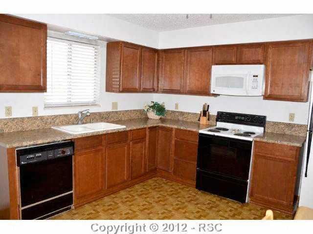 405 Grant St, Penrose, CO 81240