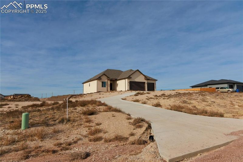405 N Heather Dr, Pueblo, CO 81007
