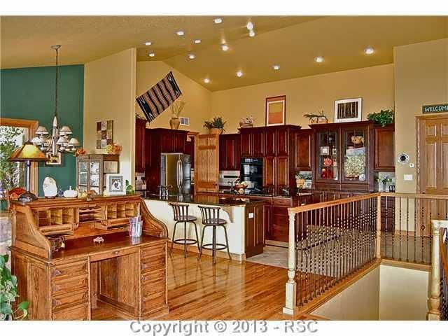 405 Upper Glenway Pl, Palmer Lake, CO 80133