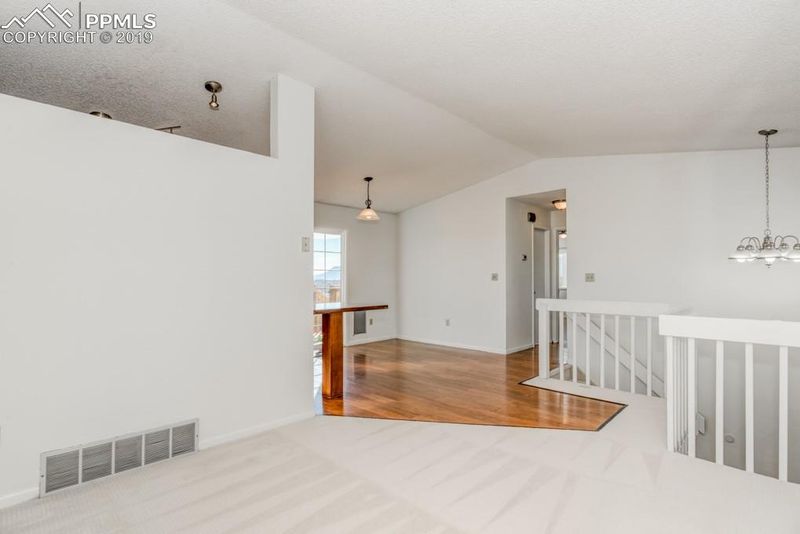 4055 Scotch Pine Dr, Colorado Springs, CO 80920