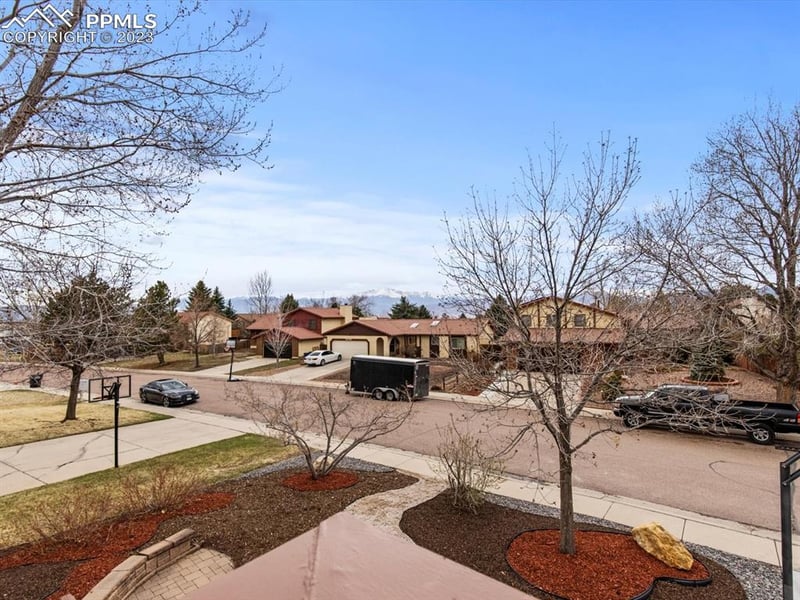 4055 Thundercloud Dr, Colorado Springs, CO 80920