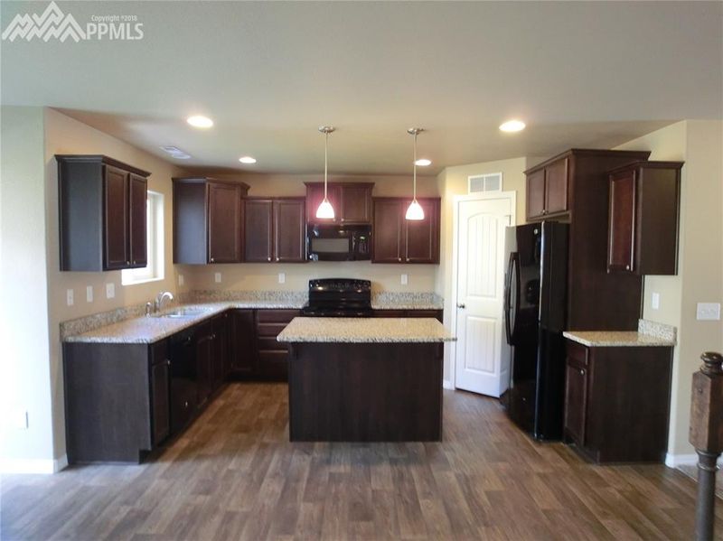 4056 Silver Star Grv, Colorado Springs, CO 80911