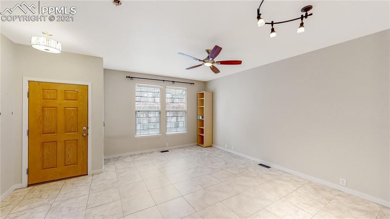 4060 Diamond Ridge Vw, Colorado Springs, CO 80918