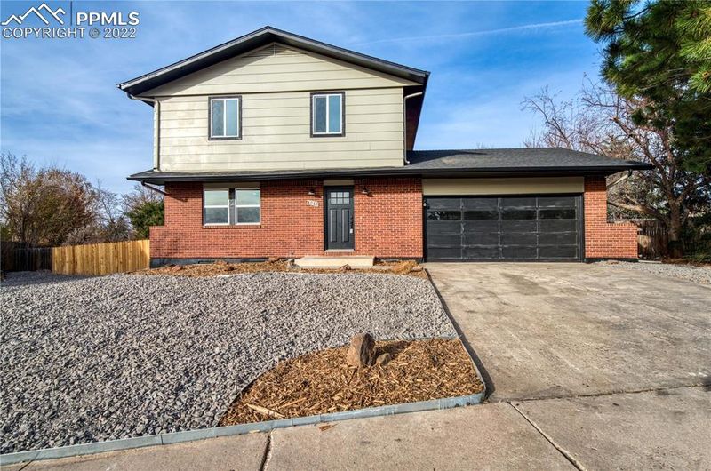 4060 Harbor Pl, Colorado Springs, CO 80917