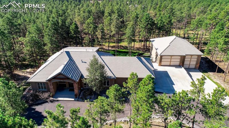 4061 High Forest Rd, Colorado Springs, CO 80908