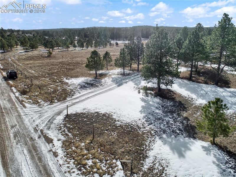 4065 Crosslen Ln, Colorado Springs, CO 80908