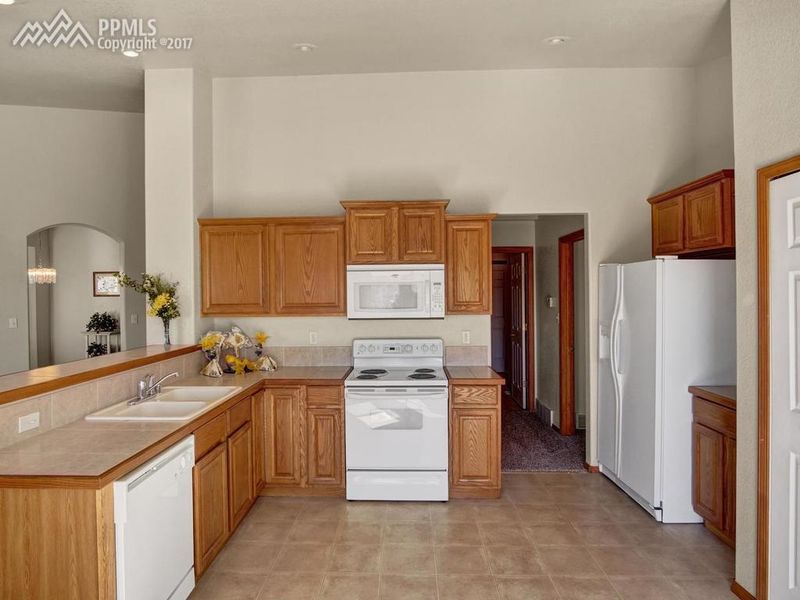 4075 Golf Club Dr, Colorado Springs, CO 80922