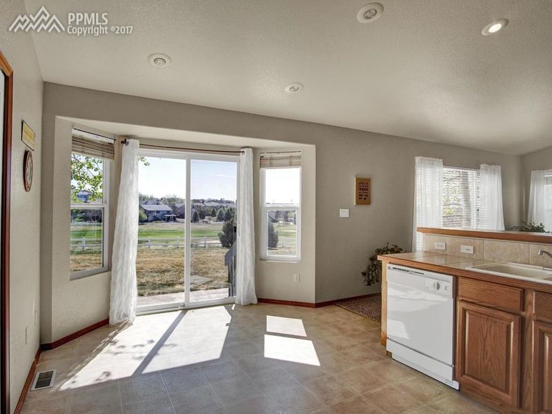 4075 Golf Club Dr, Colorado Springs, CO 80922