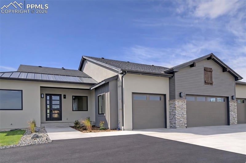 4082 Pinehurst Cir, Colorado Springs, CO 80908