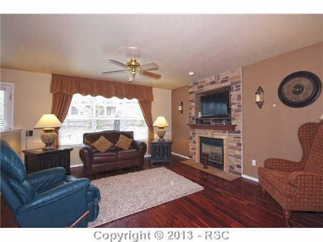 4084 Cherry Plum Dr, Colorado Springs, CO 80920