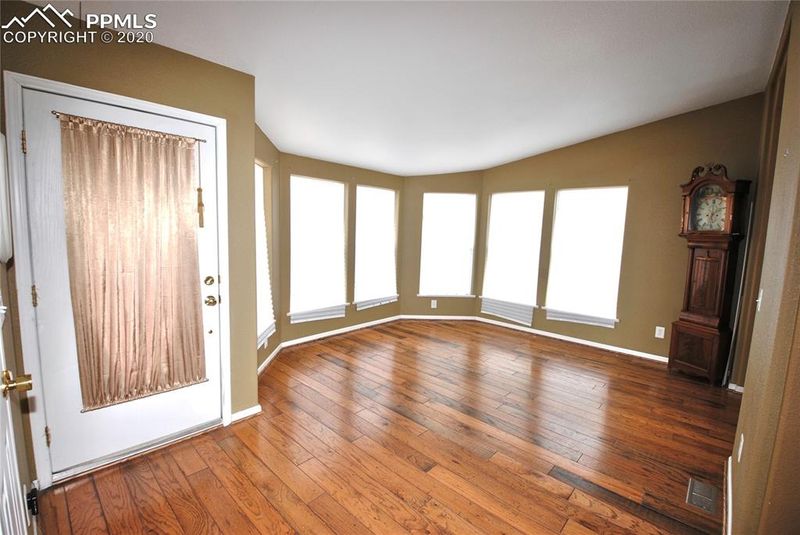 4084 Gray Fox Hts, Colorado Springs, CO 80922
