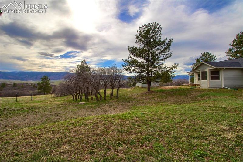 4084 Woods Rd, Sedalia, CO 80135
