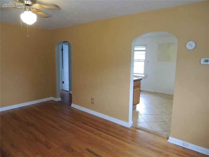 409 E Jefferson St, Colorado Springs, CO 80907
