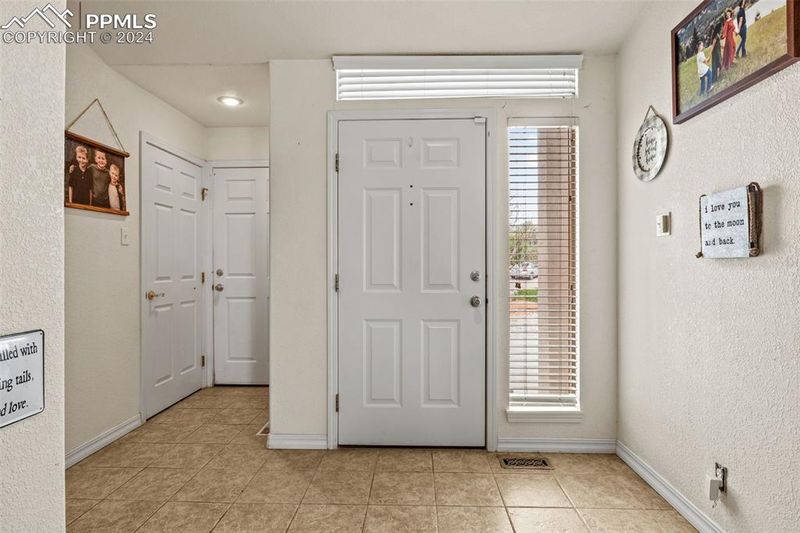 41 S Fairknoll Pl, Pueblo, CO 81007