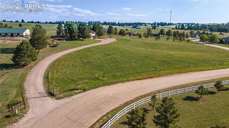 41 Stagecoach Trl, Elizabeth, CO 80107