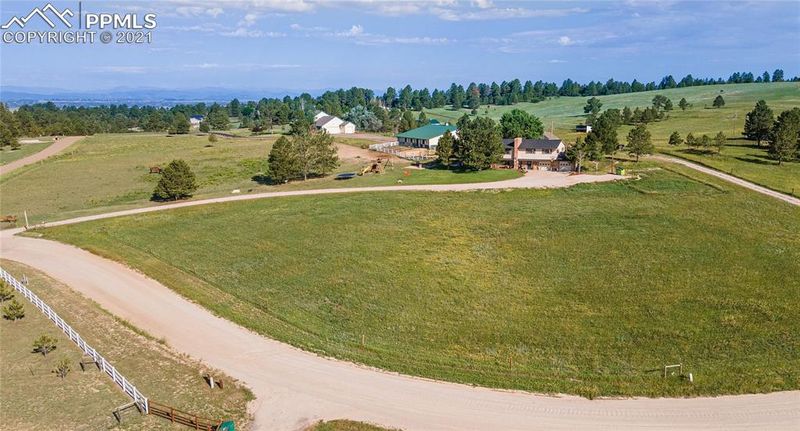 41 Stagecoach Trl, Elizabeth, CO 80107