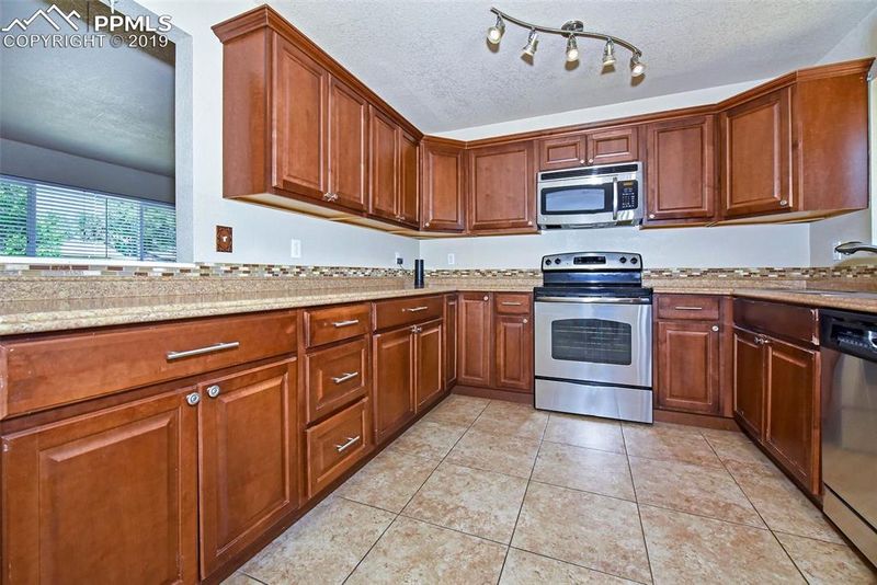 41 Watson Blvd, Colorado Springs, CO 80911