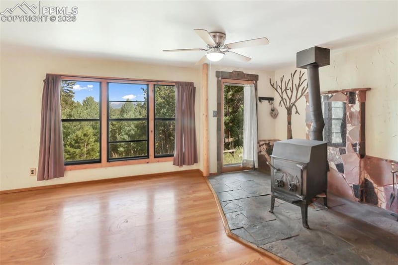 410 Rangeview Rd, Divide, CO 80814