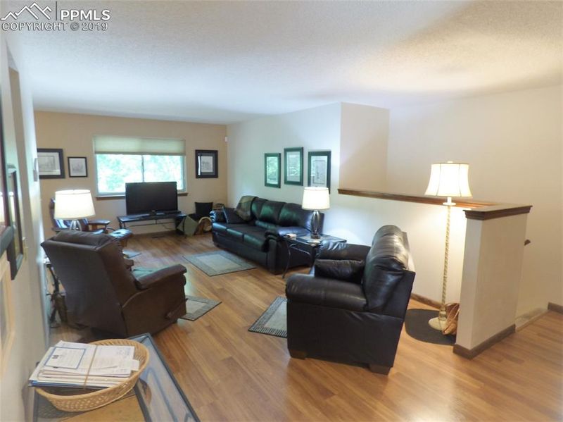 410 Union Pl, Colorado Springs, CO 80906