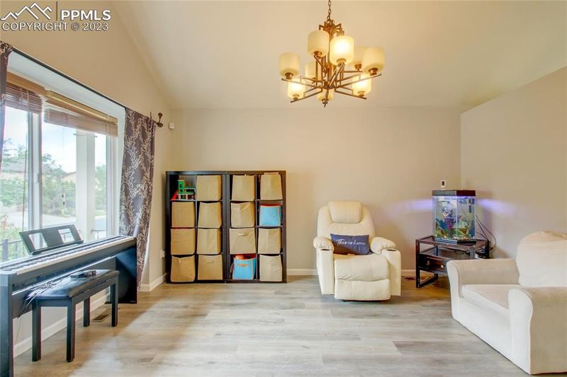 4105 Danceglen Dr, Colorado Springs, CO 80906