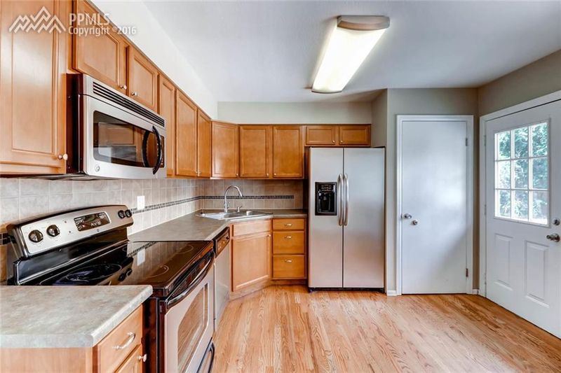 4108 Whittier Dr, Colorado Springs, CO 80910