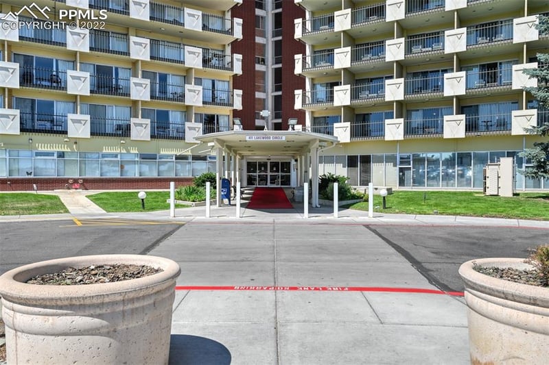 411 Lakewood Cir #C706, Colorado Springs, CO 80910