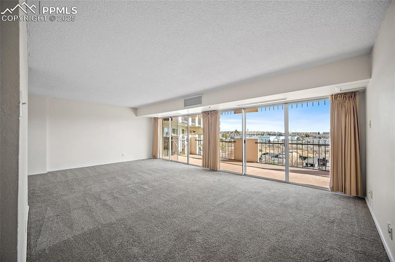 411 Lakewood Cir #C902, Colorado Springs, CO 80910