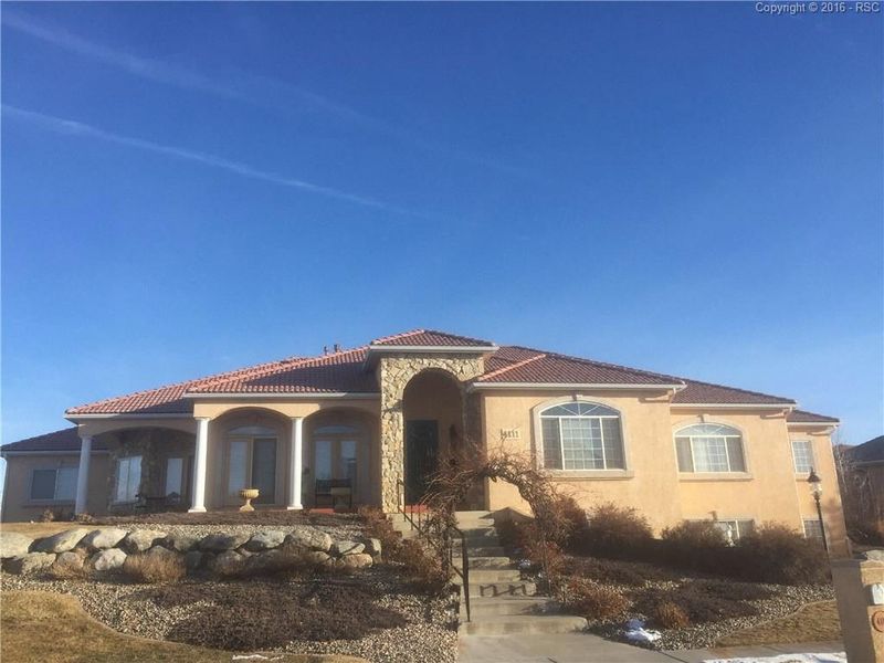 4111 Muirfield Ct, Pueblo, CO 81001