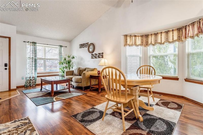 4120 Bobcat Ct, Colorado Springs, CO 80918