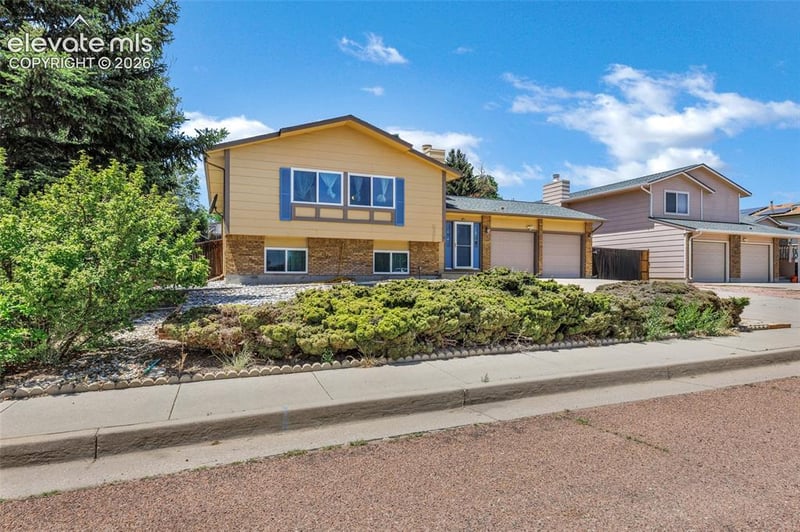 4120 Chenango Dr, Colorado Springs, CO 80911