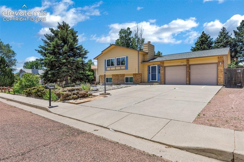 4120 Chenango Dr, Colorado Springs, CO 80911