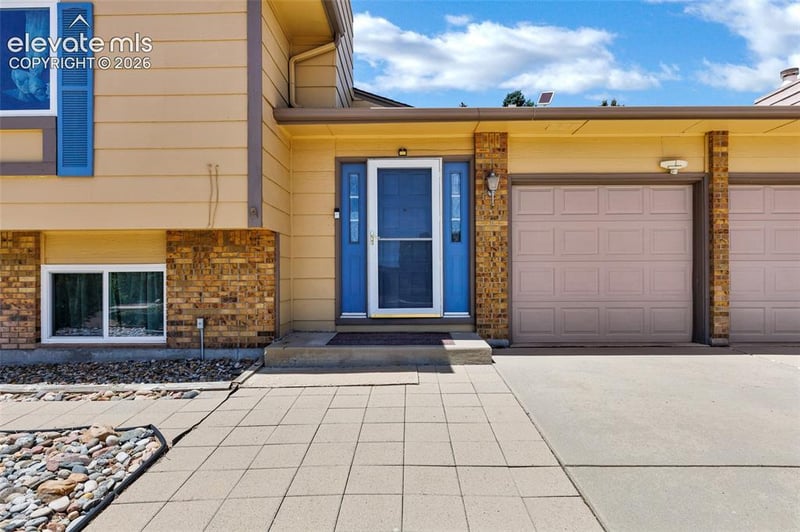 4120 Chenango Dr, Colorado Springs, CO 80911