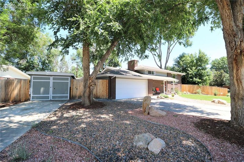4122 Bent Dr, Colorado Springs, CO 80909