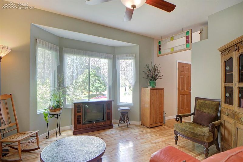4125 Bobcat Ct, Colorado Springs, CO 80918