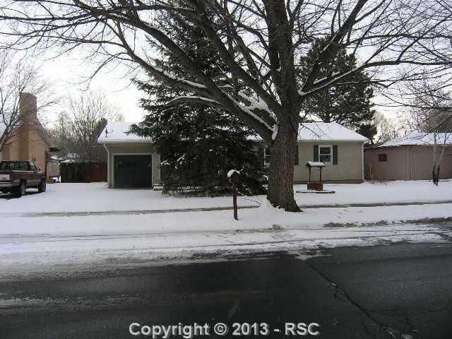 413 Echo Ln, Colorado Springs, CO 80904