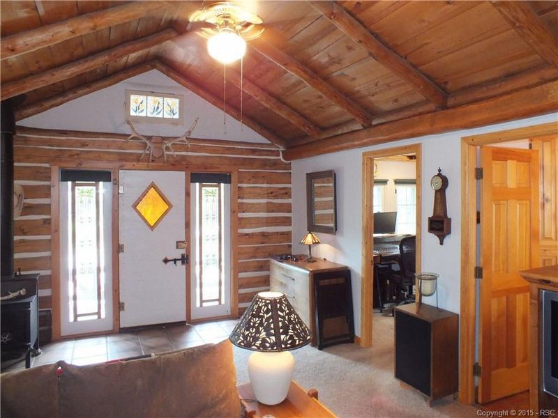 413 Washington Ave, Manitou Springs, CO 80829