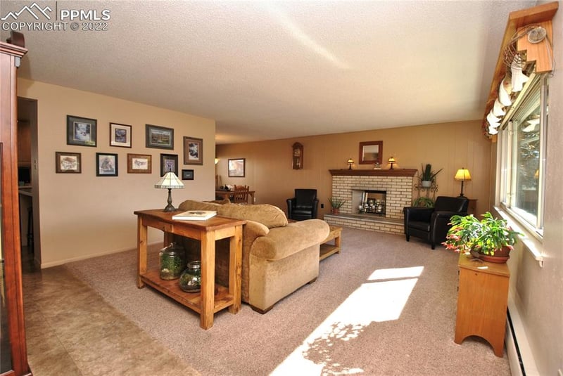 4130 Lupine St, Colorado Springs, CO 80918