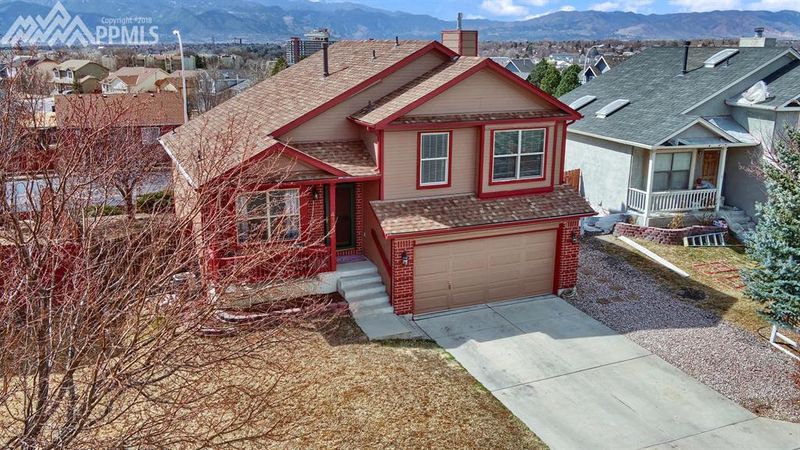 4135 Solarface Ct, Colorado Springs, CO 80916