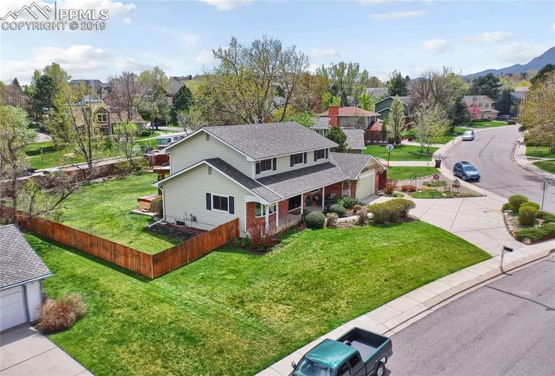 4135 Stonehaven Dr, Colorado Springs, CO 80906
