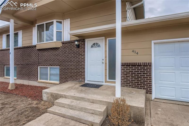 414 Eudora St, Colorado Springs, CO 80911
