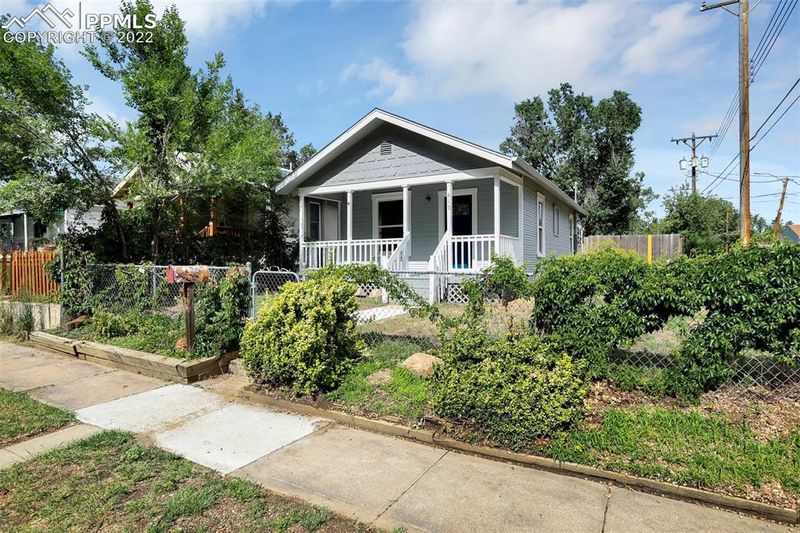 415 S Cedar St, Colorado Springs, CO 80903