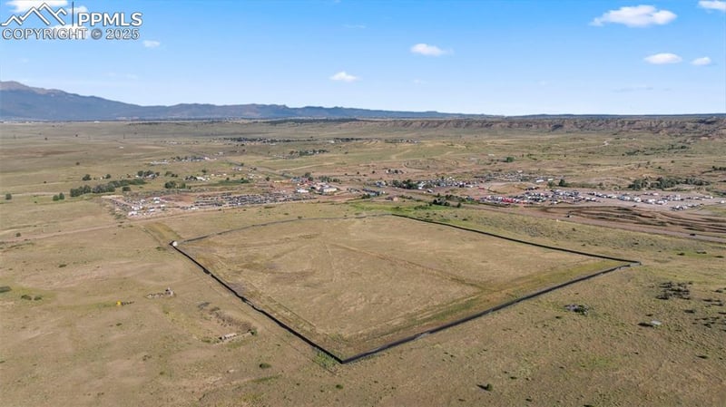 415 Franceville Coal Mine Rd, Colorado Springs, CO 80929