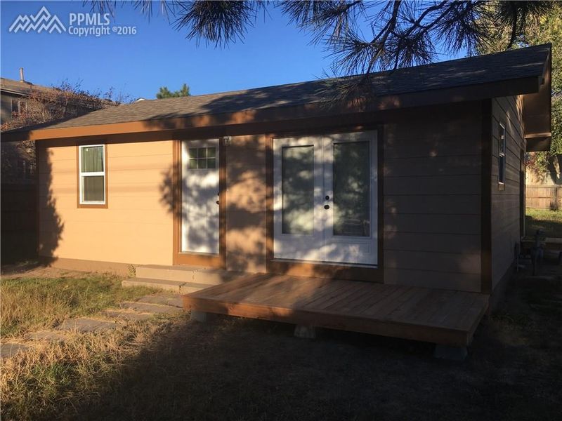 415 Karr Rd, Colorado Springs, CO 80916