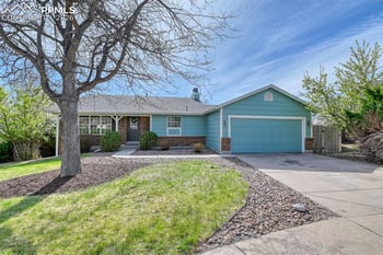 415 Red Mountain Ct, Colorado Springs, CO 80919