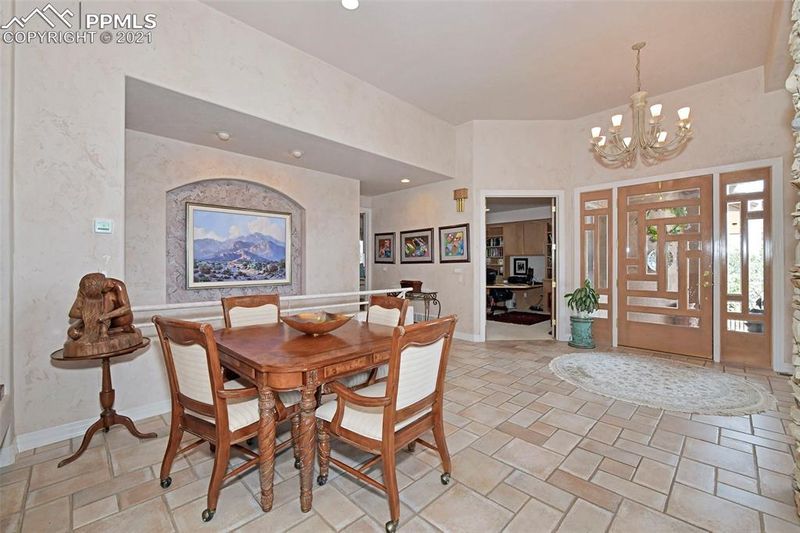 4150 Mineral Dr, Colorado Springs, CO 80904