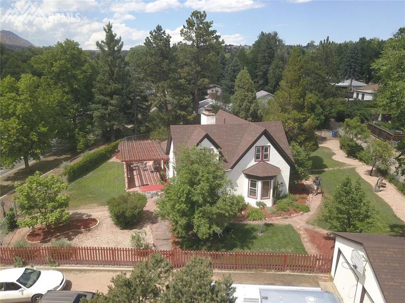 417 N 31st St, Colorado Springs, CO 80904